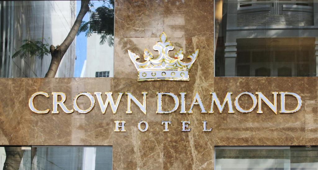 Crown Diamond Hotel - Phu My Hung District 7 Хошимин Экстерьер фото
