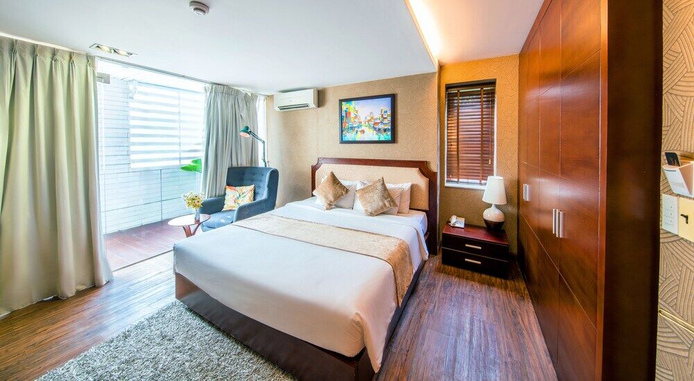 Crown Diamond Hotel - Phu My Hung District 7 Хошимин Экстерьер фото